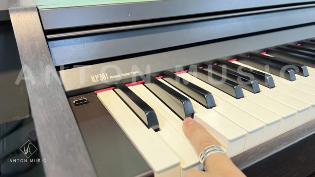 Đàn Piano Điện Roland RP-301 SB Used Satin Black (Đen Mờ)