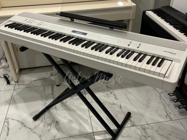 Đàn Piano Điện Roland FP-90 Chuyên Dùng Cho Biểu Diễn Sân Khấu