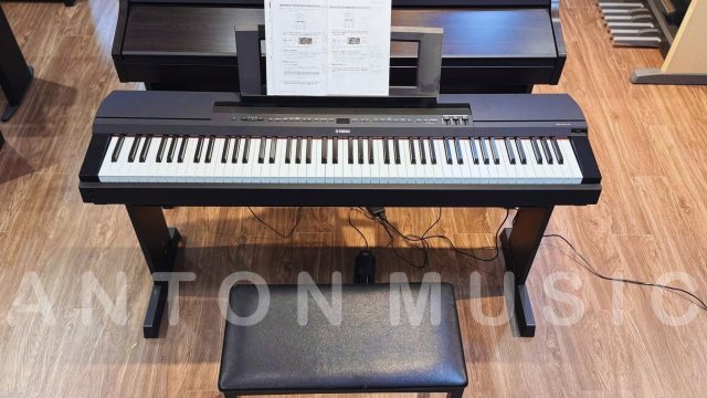 Thông tin chi tiết đàn piano điện di động biểu diễn sân khấu Yamaha P-255 nhỏ gọn, phím nặng đầm tay, tinh chỉnh EQ chuyên sâu