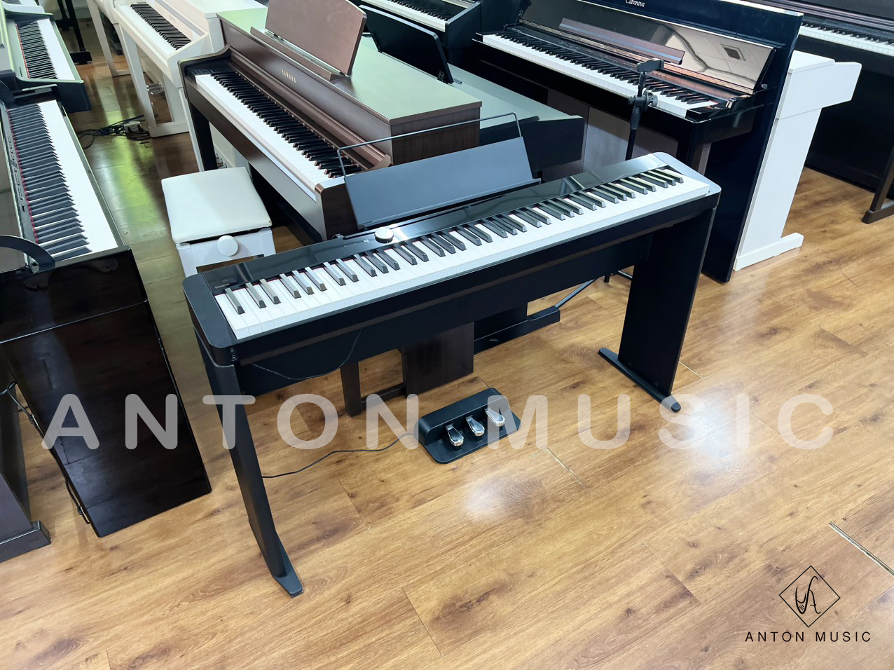 Đàn Piano Điện Giá Rẻ Cho Người Học Từ Đầu - Casio PX-S1000 BK