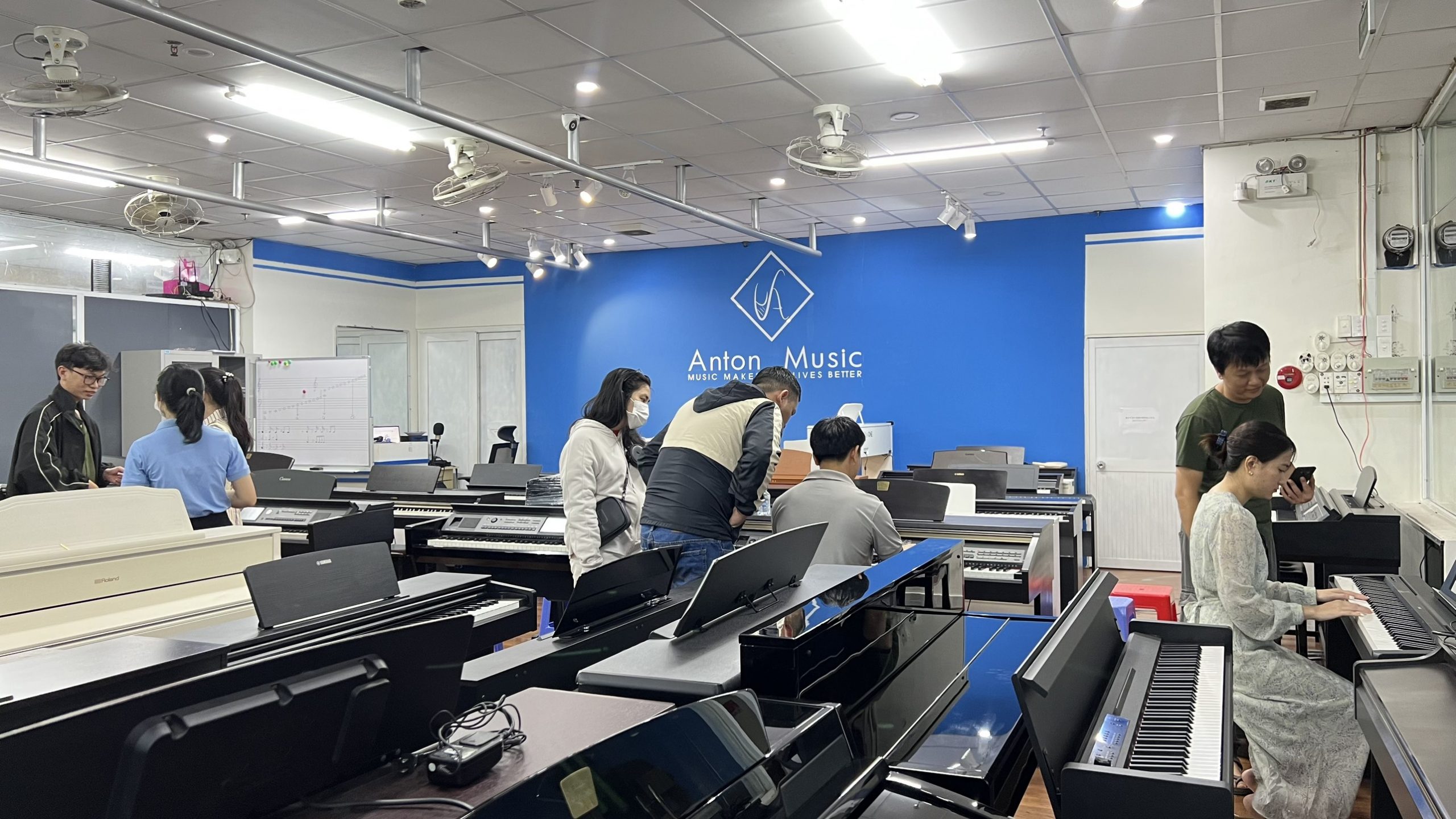 Anton Music Phân Phối Đàn Piano Khu Vực Miền Tây Nam Bộ