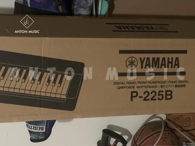 Đàn Piano Điện Yamaha Dòng P Series P225 Cho Người Mới Học