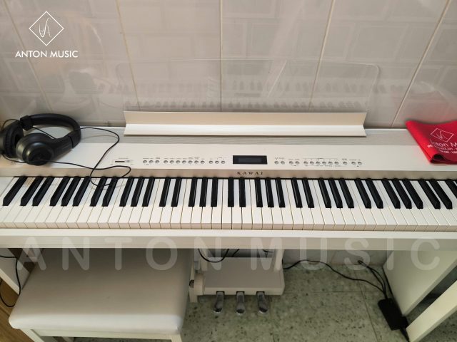 Đàn Piano ES8 Nhỏ Gọn, Di Động