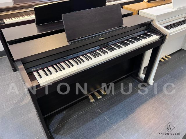 Đàn Piano Điện Roland Giá Rẻ HP 503 Dưới 10 Triệu