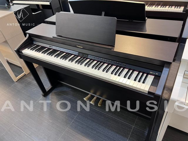 Đàn Piano Roland HP-503 Home Piano Cao Cấp Lựa Chọn Hàng Đầu Cho Người Mới Bắt Đầu Học Piano Tại Nhà Với Âm Thanh Chuyên Nghiệp Chuẩn Sân Khấu