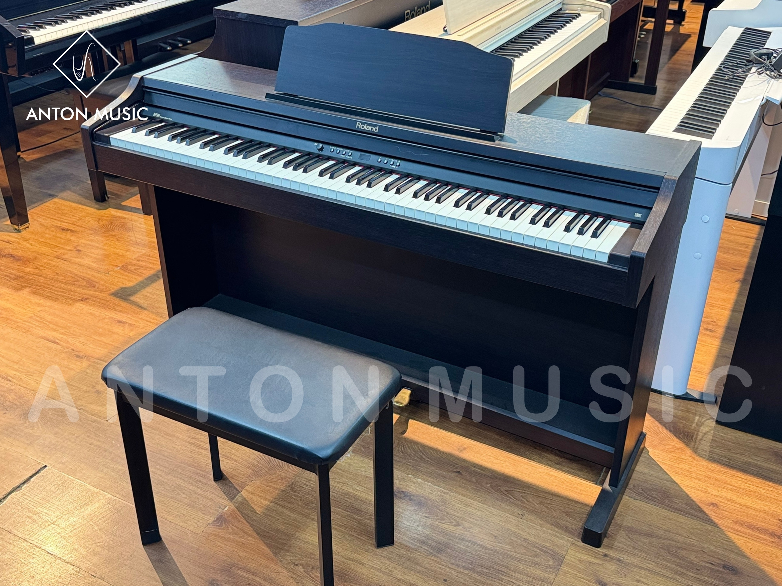 Đàn Piano Điện Roland RP-301 Chính Hãng Cho Học Sinh Sinh Viên