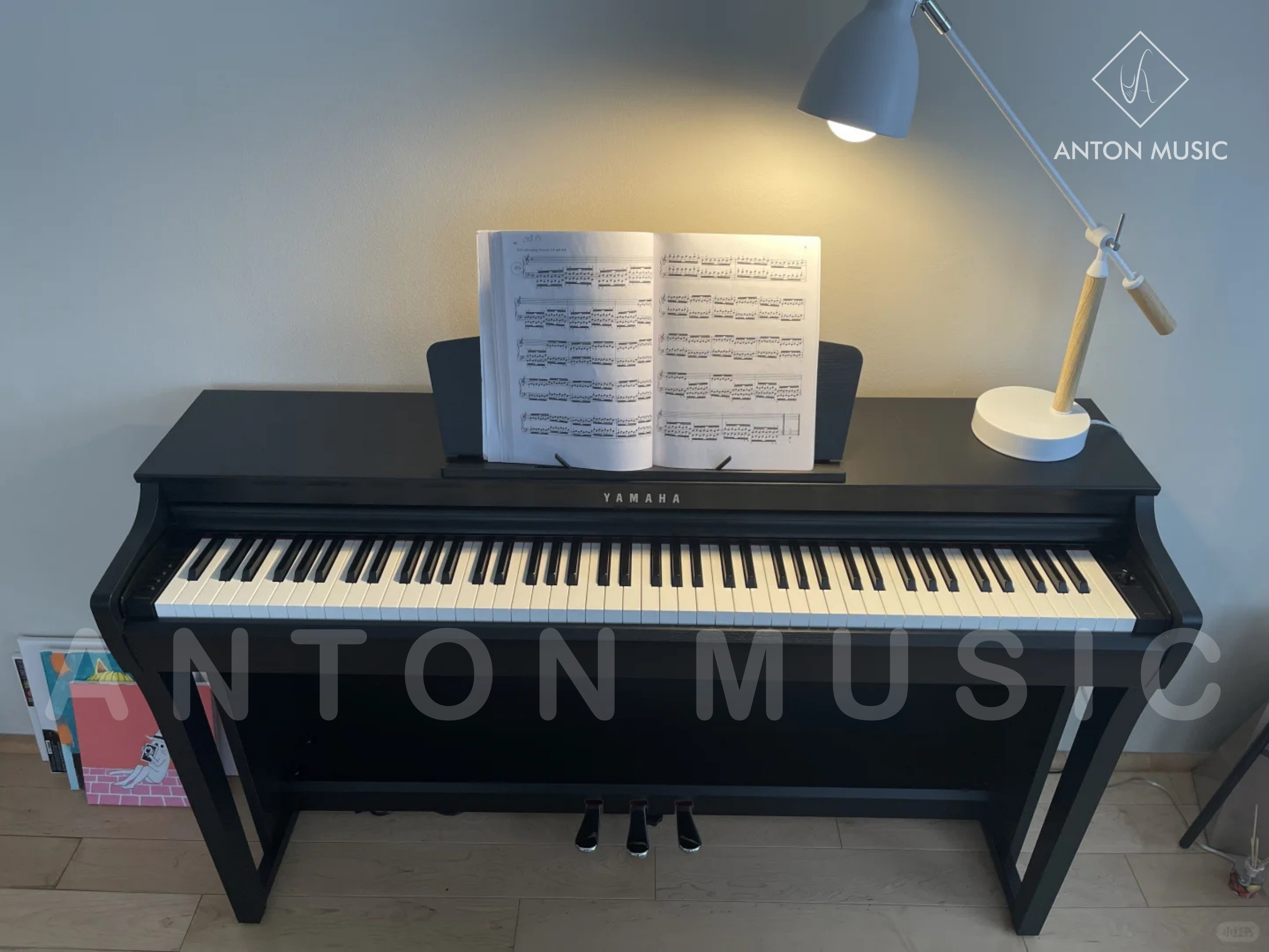 Đàn Piano Điện Yamaha CLP-725 Clavinova Dáng Đàn Cao, Thiết Kế Upright Cao Cấp