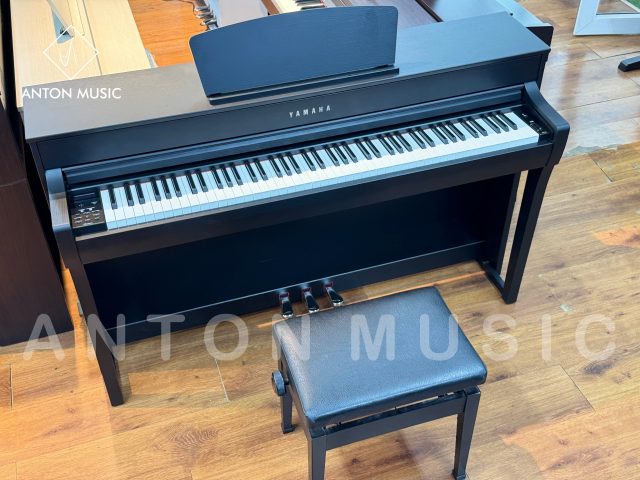 Đàn Piano Yamaha CLP-735B New Clavinova Màu Đen Mun Đời Cao (700 Series)