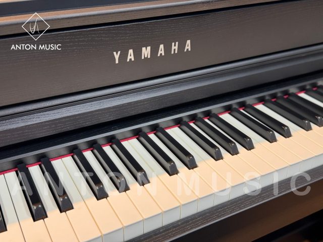 Đàn Piano Yamaha Clavinova CLP 735