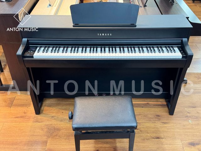 CLP-735 Chính Hãng Có Thay Thế Được Một Cây Upright Acoustic