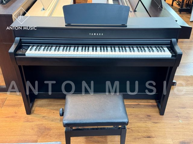 Đàn Piano Yamaha Clavinova CLP 735