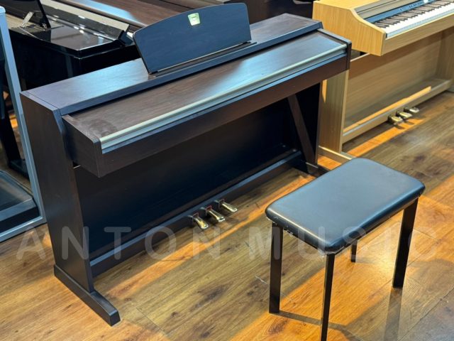 Đàn Piano Yamaha Qua Sử Dụng Dòng Clavinova CLP 220 Giá Rẻ