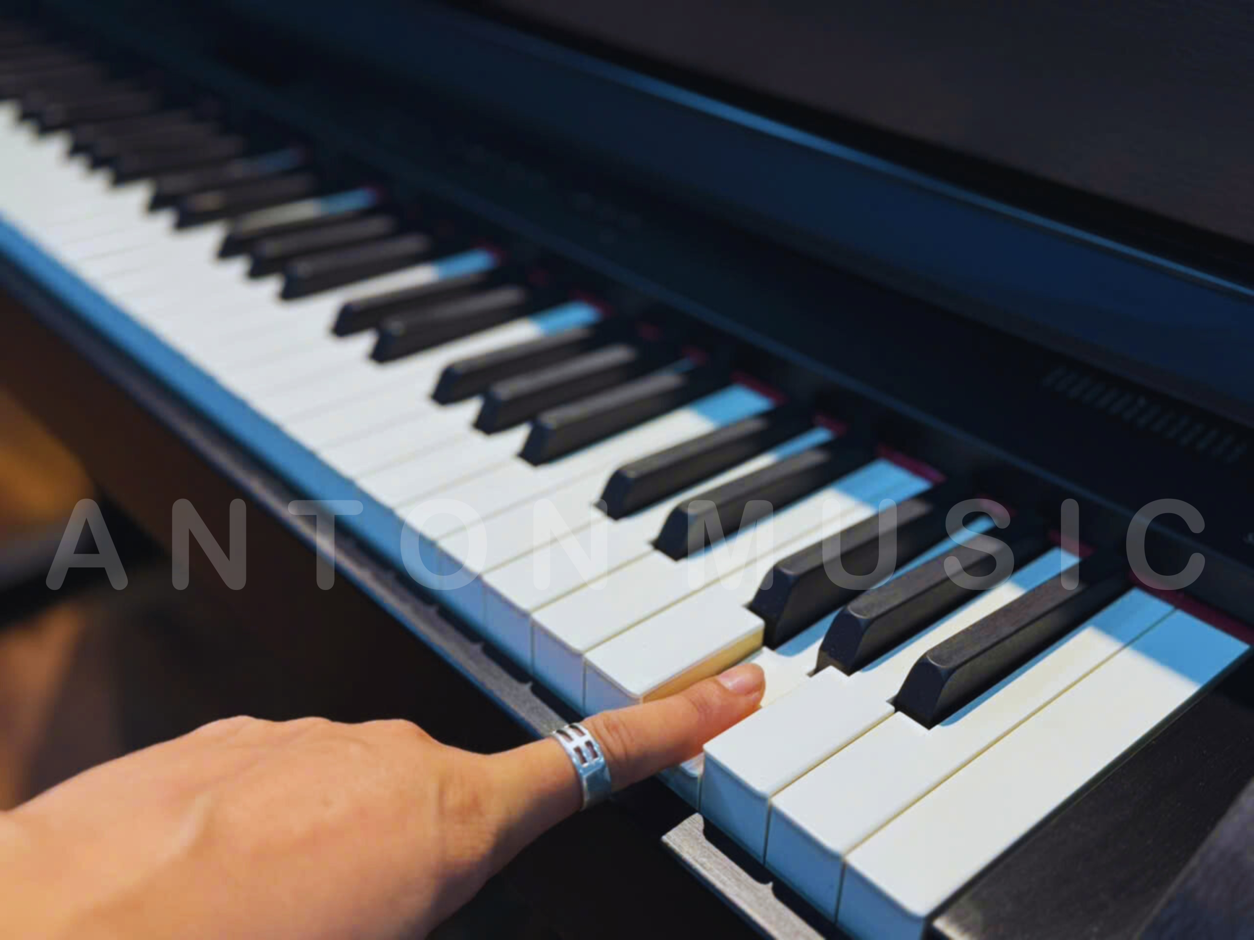 Đàn Piano Điện Roland HP508GP Âm Thanh Như Grand Piano Kiểu Dáng Gọn Gàng Như Upright