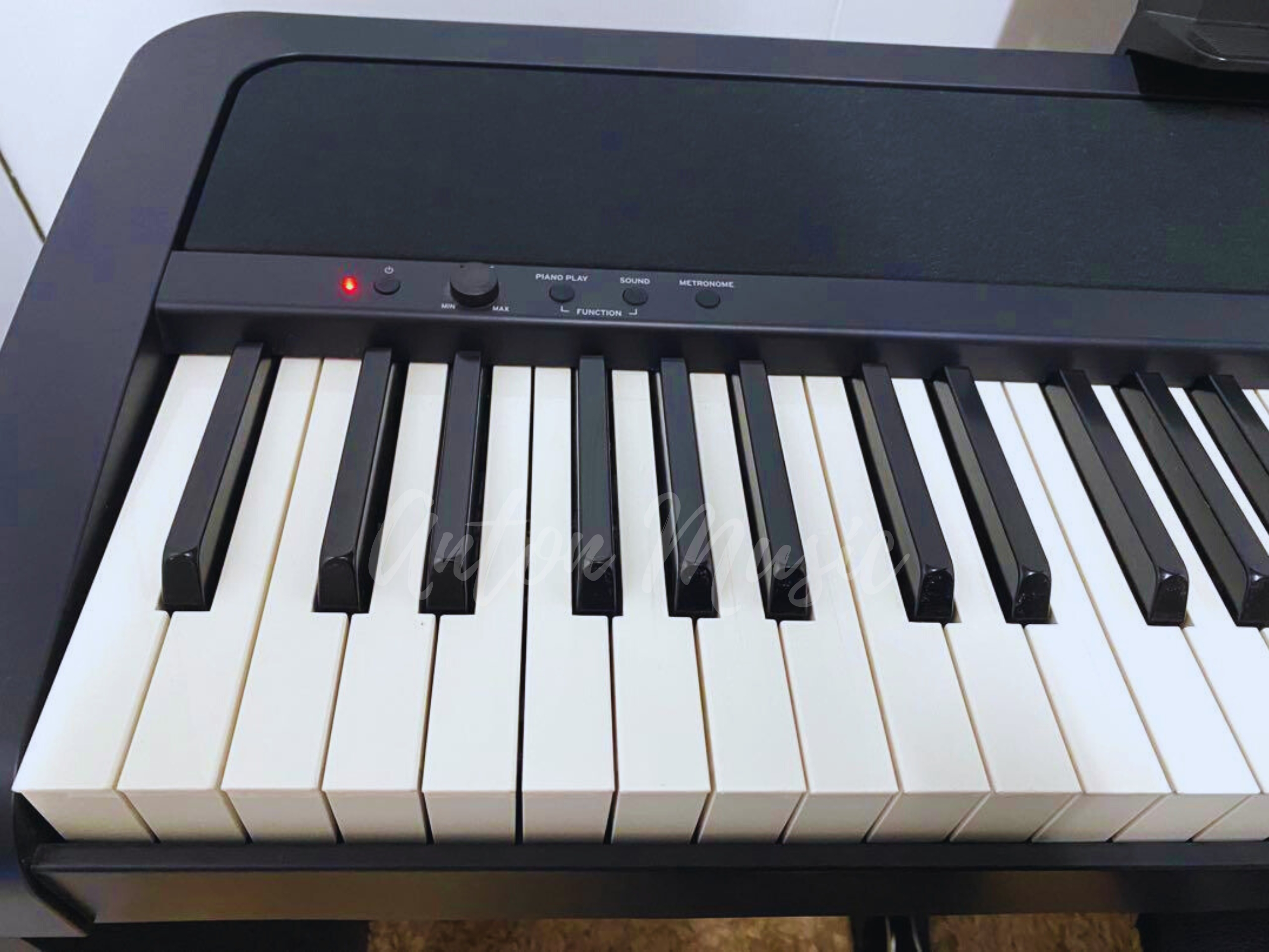 B1B (3) Đàn Piano Korg B1 Giá Rẻ Nhỏ Gọn, Dễ Sử Dụng, Phù Hợp Cho Phòng Trọ, Chung Cư Hoặc Không Gian Hạn Chế