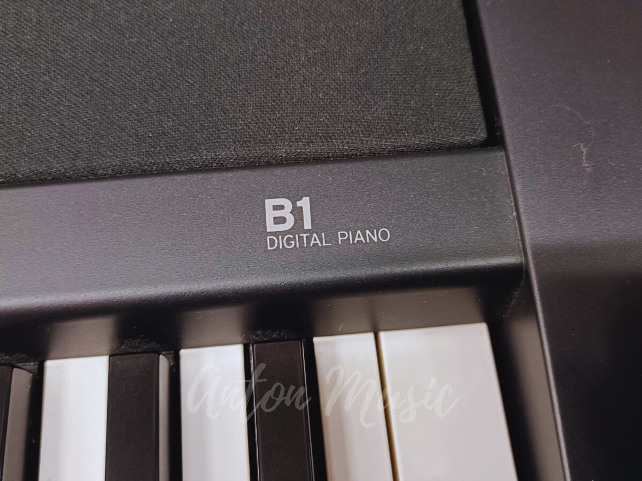 Đàn Piano Korg B1 Giá Rẻ Nhỏ Gọn, Dễ Sử Dụng, Phù Hợp Cho Phòng Trọ, Chung Cư Hoặc Không Gian Hạn Chế