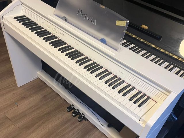 Đàn Piano Màu Trắng Casio PX-760 Và 770 Giá Rẻ Cho Học Sinh, Sinh Viên