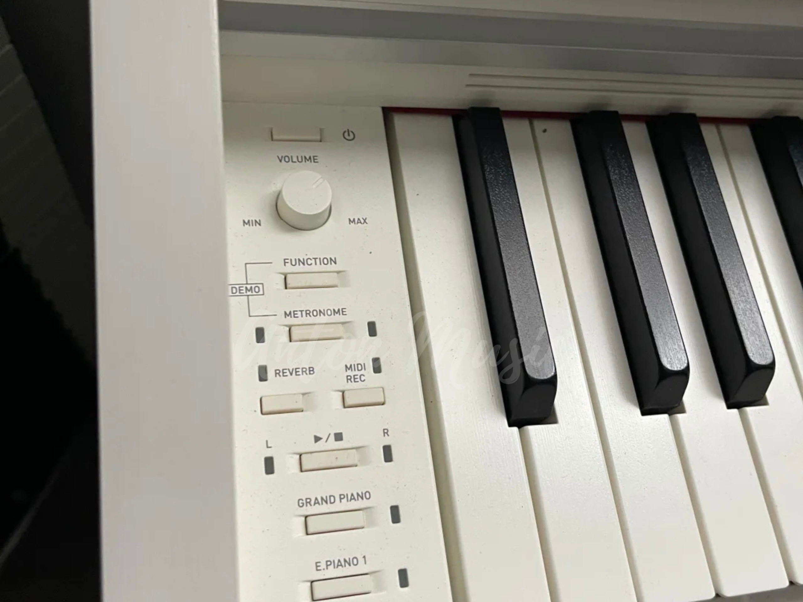 Đàn Piano Màu Trắng Casio PX-760 Và 770 Giá Chỉ Hơn 5 Triệu Cho Học Sinh, Sinh Viên