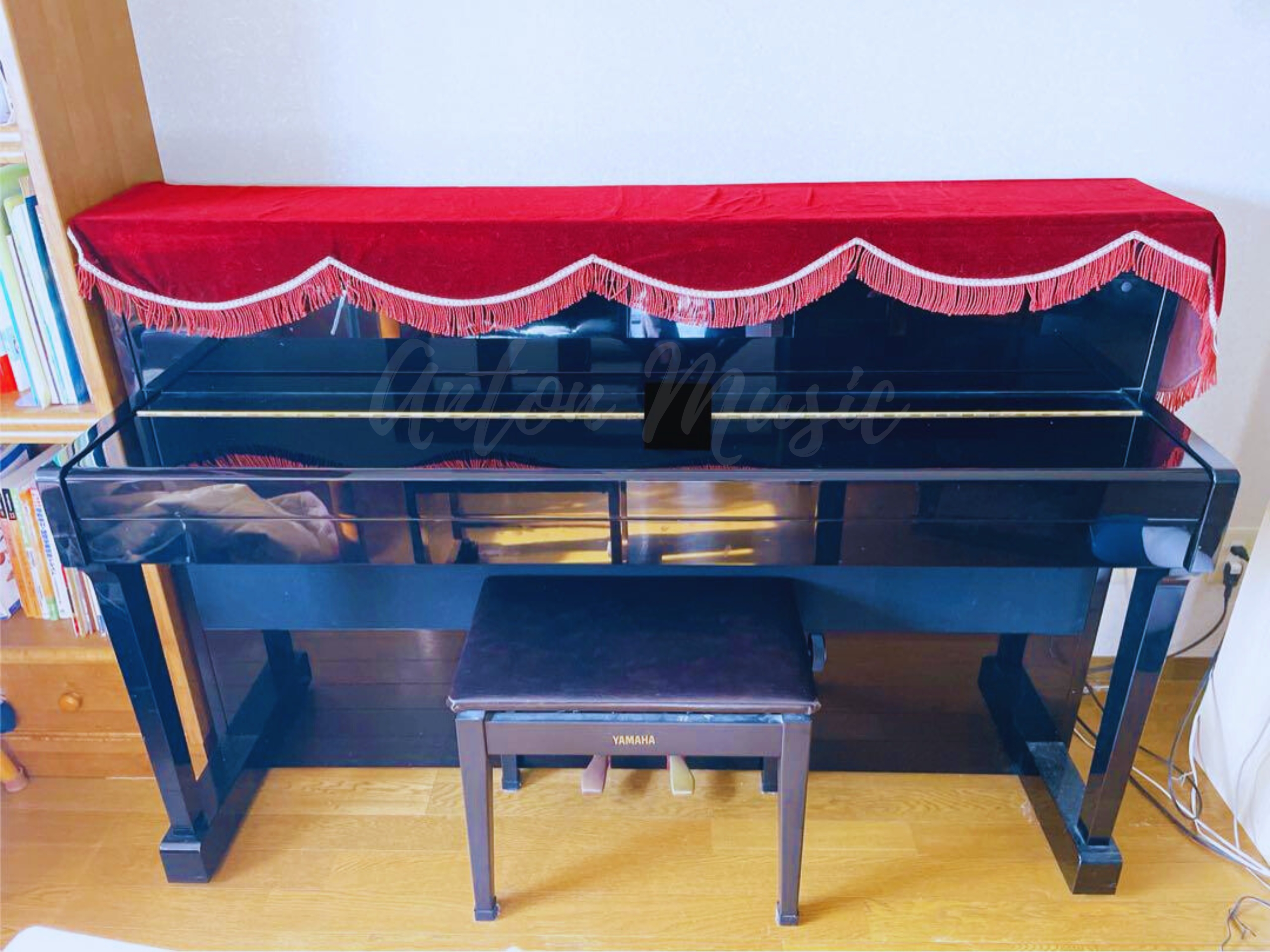 Đàn Piano Hybrid Yamaha DUP1 Thiết Kế Thanh Lịch Kiểu Upright, Dễ Decor Trong Nhiều Không Gian Vintage Cổ Điển