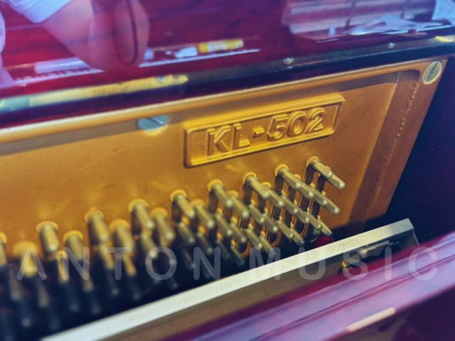 Đàn Piano Kawai KL-502 Đỏ Rượu Phủ Bóng Dòng Đàn Nội Thất Cao Cấp
