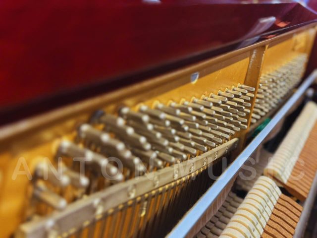 Đàn Piano Kawai KL-502 Đỏ Rượu Phủ Bóng Dòng Đàn Nội Thất Cao Cấp