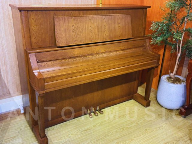 Đàn Piano Kawai KL-703 Chính Hãng Nhật Bản, Kiểu Dáng Cổ Điển, Màu Gỗ Đẹp