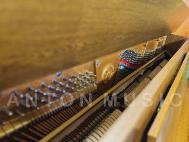 Đàn Piano Kawai KL-703 Chính Hãng Nhật Bản, Kiểu Dáng Cổ Điển, Màu Gỗ Đẹp