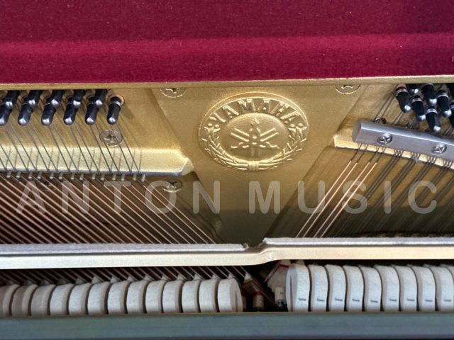 Đàn Piano Piano Cơ Upright Yamaha SX100RBL Có Hệ Thống Disklavier Tự Chơi