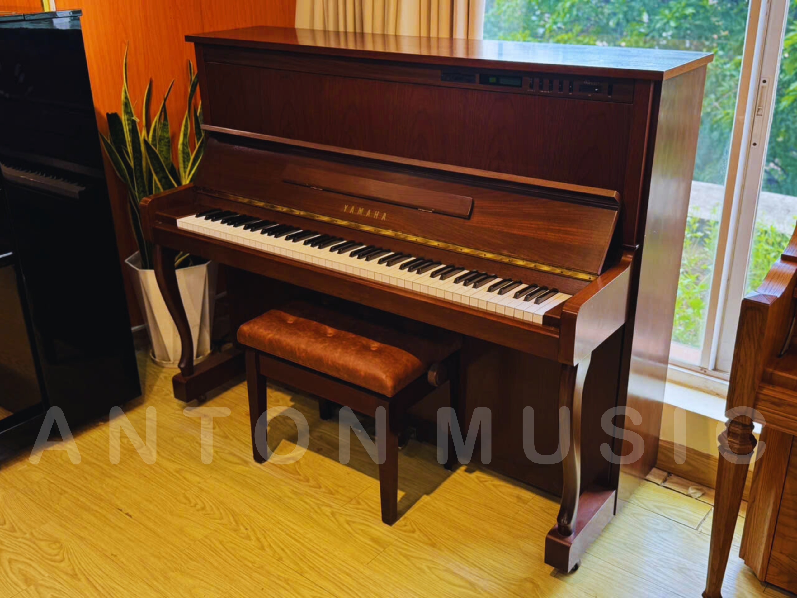 Đàn Piano Yamaha SX100R WnC Tự Chơi Disklavier