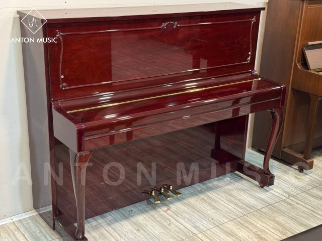 Đàn Piano Yamaha U10BiC Dáng Chân Cong Cổ Điển Like New (Size U1)