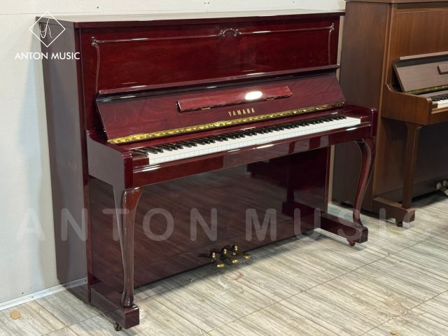Đàn Piano Yamaha U10BiC Dáng Chân Cong Cổ Điển Like New (Size U1)