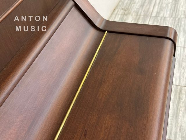 Đàn Piano Yamaha WX106W Bản Hiếm Cao Cấp Số Lượng Có Hạn Dáng Chân Cong, Khung Lưng Chữ X