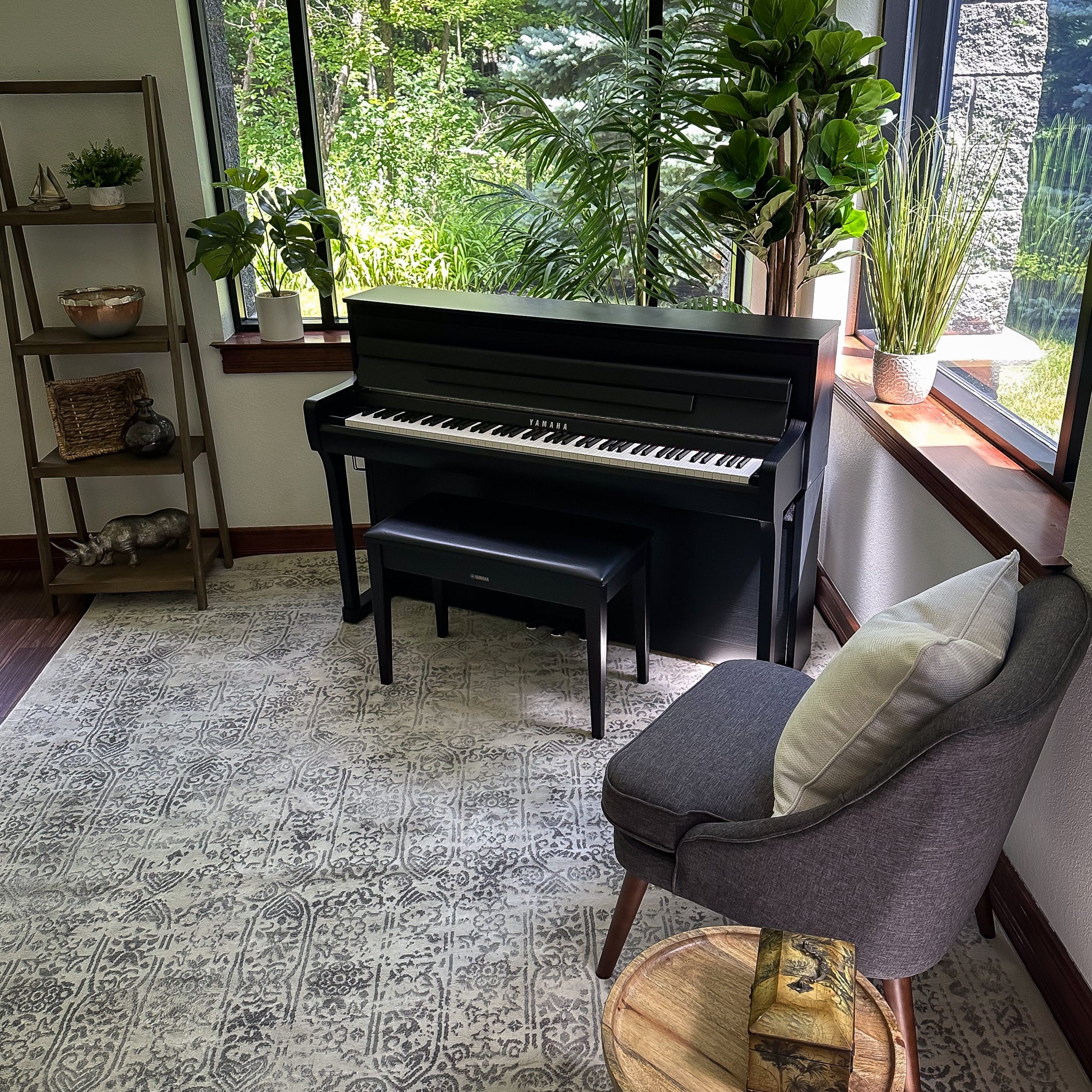 Ngôn Ngữ Thiết Kế Tổng Thể Trên Kawai CA901 Và Yamaha CLP885
