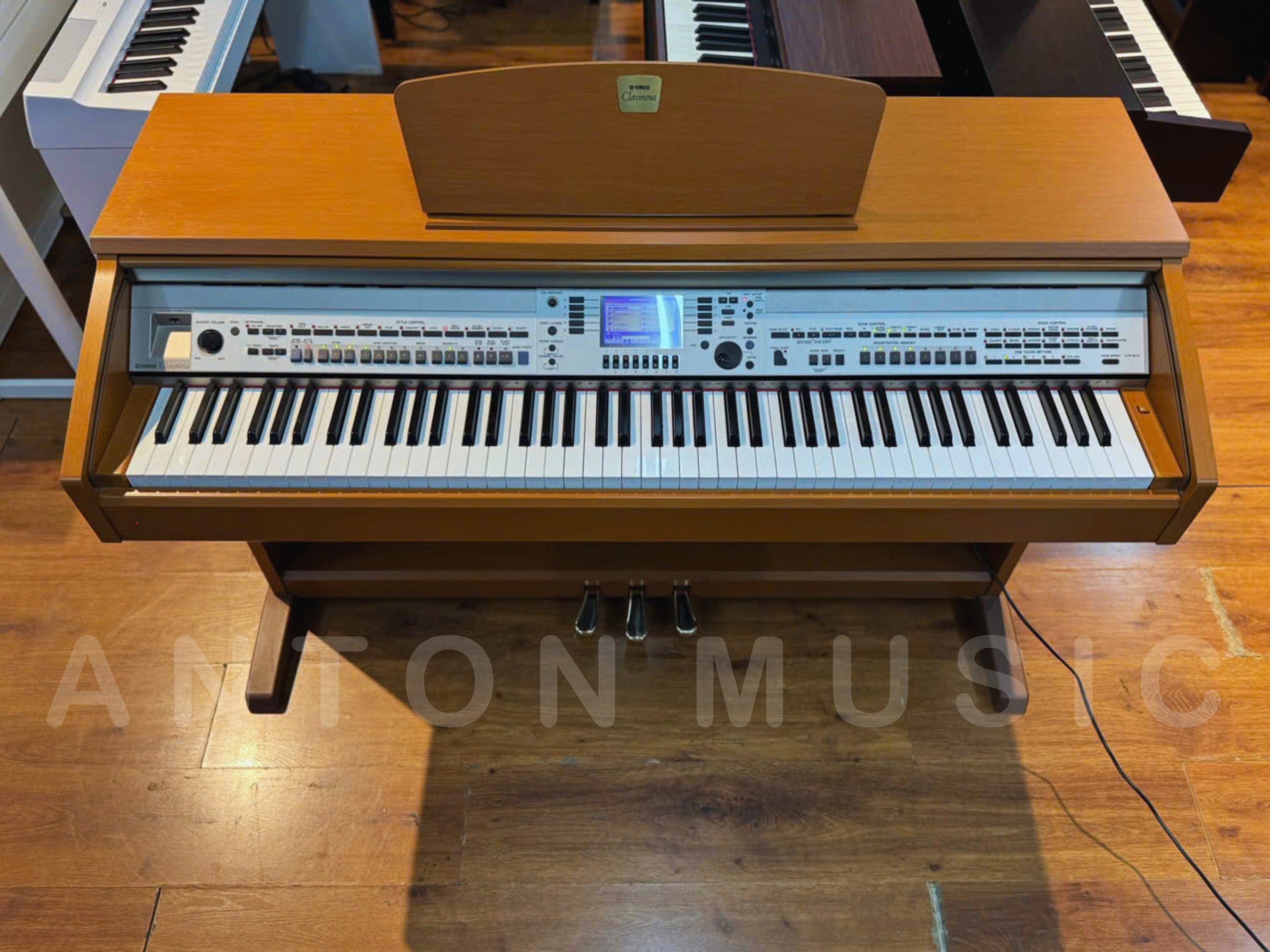 Đàn Piano Điện Yamaha CVP-401 Phù Hợp Cho Việc Tập Luyện, Giảng Dạy, Biểu Diễn Và Giải Trí