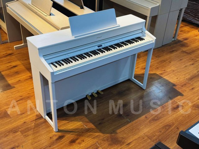 Đàn Piano Roland HP-702 WH Màu Trắng Sáng Dòng Home Piano Cao Cấp Dành Cho Gia Đình
