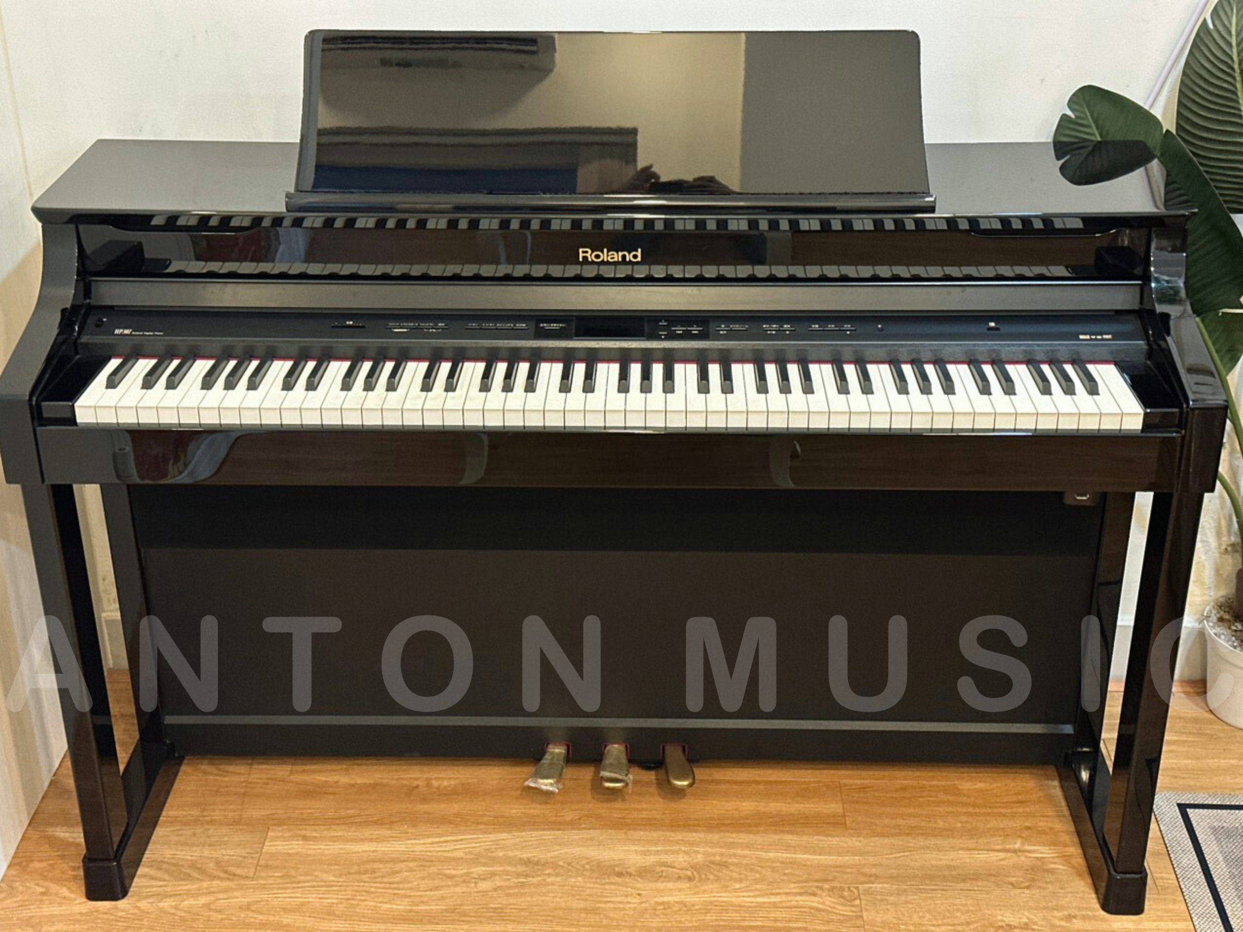 Đàn piano điện Roland HP-307 đen bóng (HP-307 PE) cao cấp
