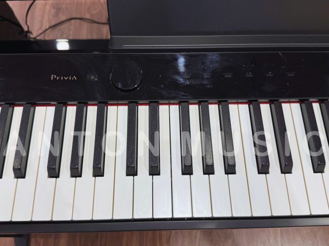 Ngôn ngữ thiết kế của đàn piano điện siêu mỏng Casio PX-S1100 đen bóng (PX-S1100B)