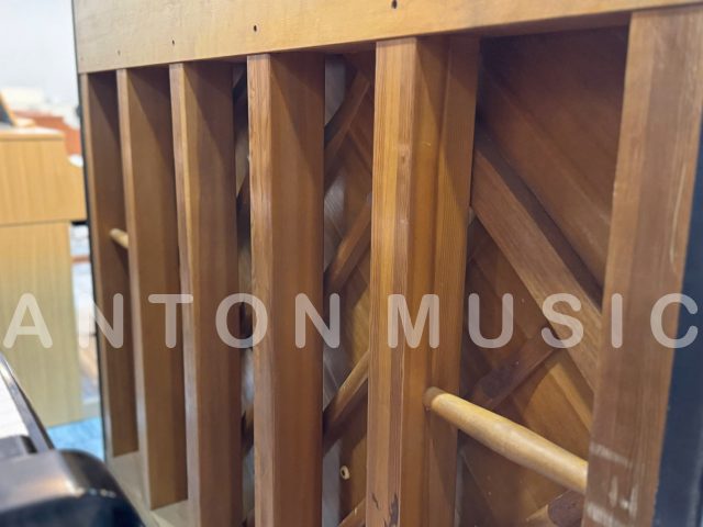 Đàn piano cơ Kawai US65 (US-65) đen bóng (Size U3) sản xuất tại Nhật dòng US cao cấp