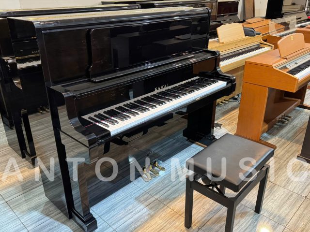Đàn piano cơ Kawai US65 (US-65) đen bóng (Size U3) sản xuất tại Nhật dòng US cao cấp