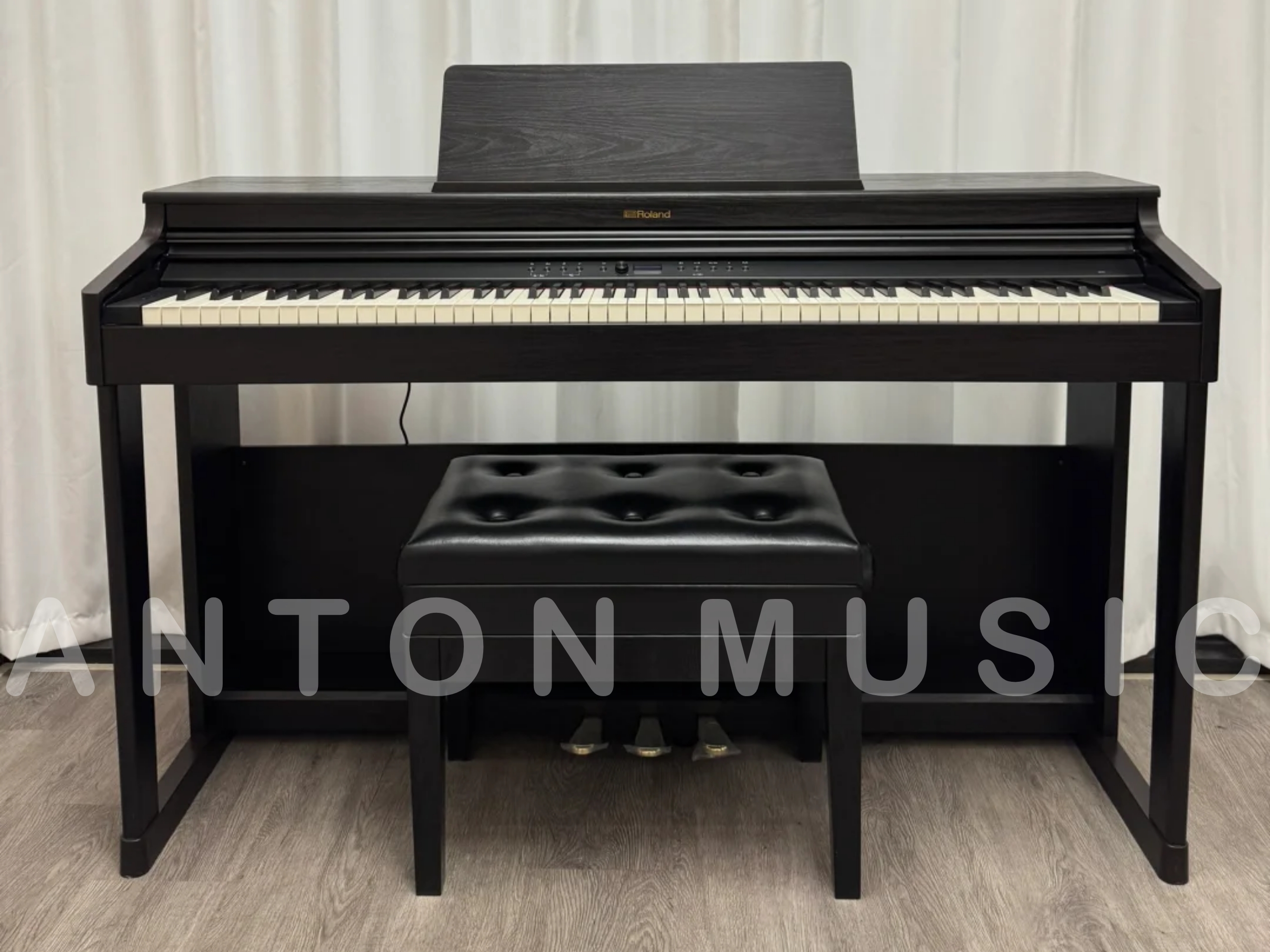 Đàn Piano Roland RP701 DR Like New Nâu Đen Gỗ – Phím Nặng Đầm Tay – Màn Hình OLED Sắc Nét – Kết Nối Bluetooth – Âm Thanh Vòm 3D – Digital