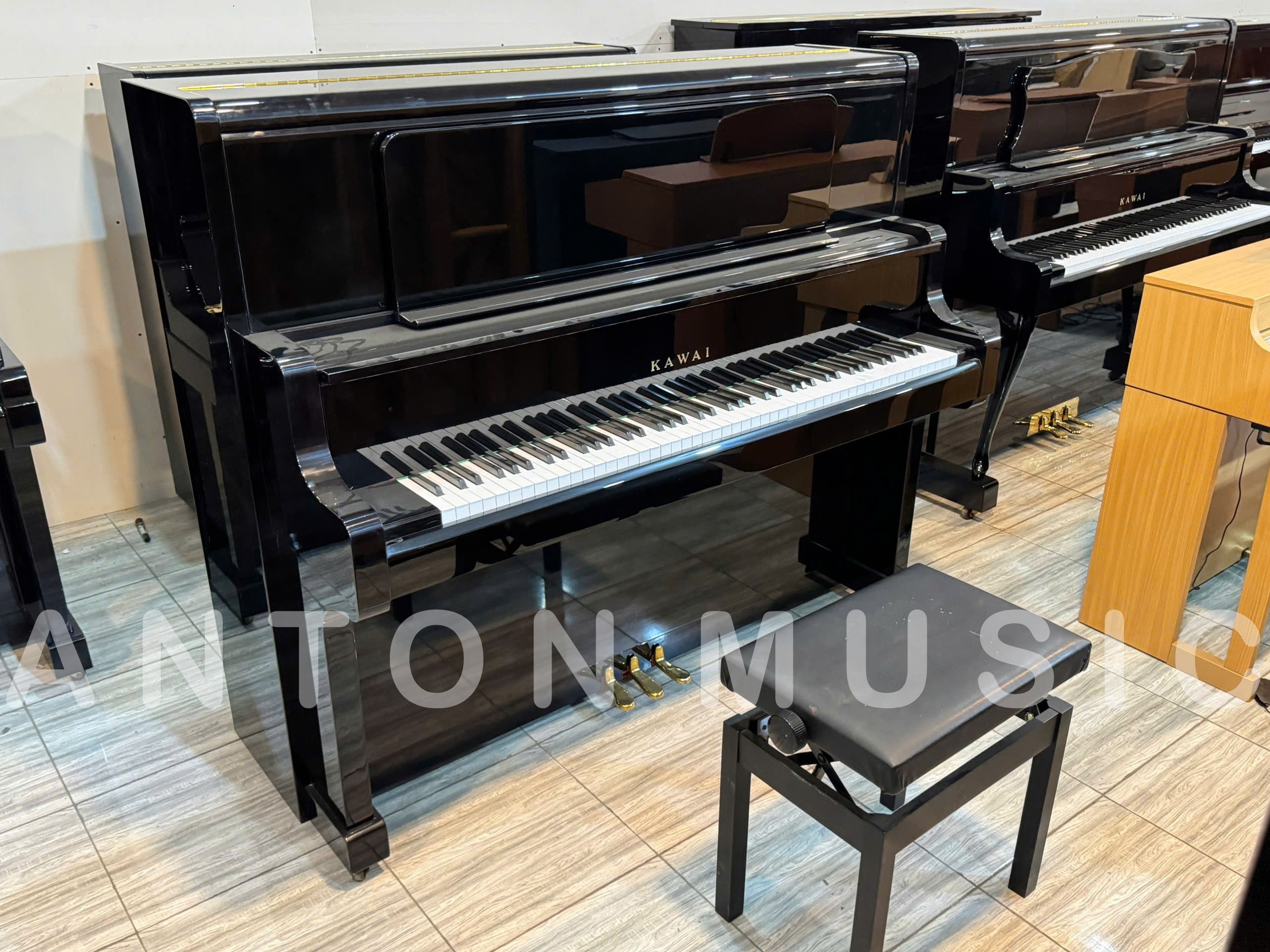 Đàn piano cơ Kawai US55 (US-55) đen bóng dòng US cao cấp
