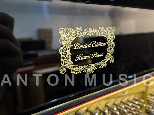 Đàn piano cơ Kawai US5X (US-5X) limited edition đen bóng dòng US cao cấp