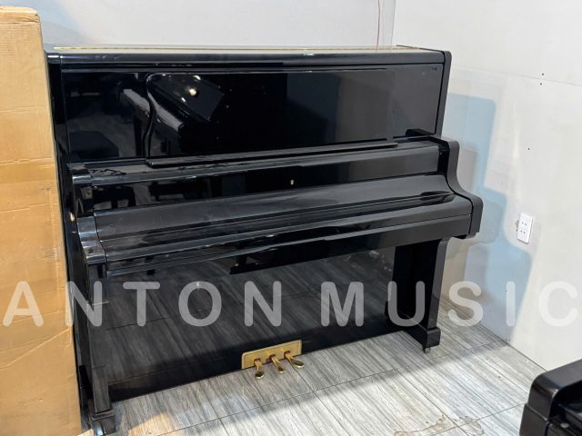 Đàn Piano Cơ Kawai US60M (US-60M) Đen Bóng Bản Giới Hạn Đặc Biệt Kỷ Niệm 60 Năm Thành Lập Kawai