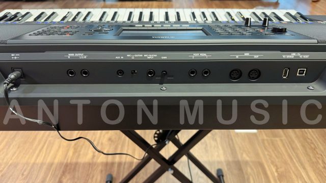 Thiết kế công thái học của đàn organ 61 phím biểu diễn sân khấu Yamaha PSR-SX720+