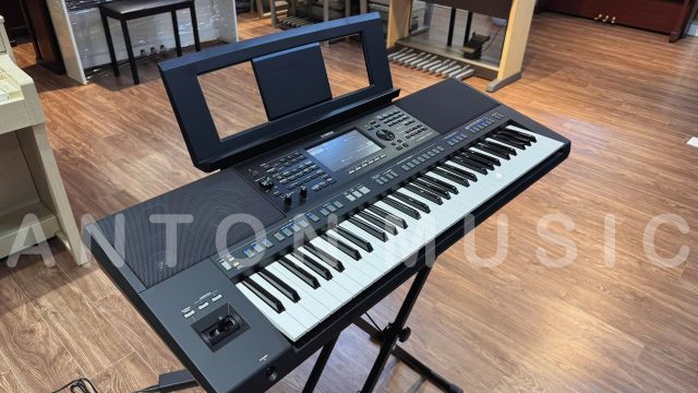 Thiết kế công thái học của đàn organ 61 phím biểu diễn sân khấu Yamaha PSR-SX720+