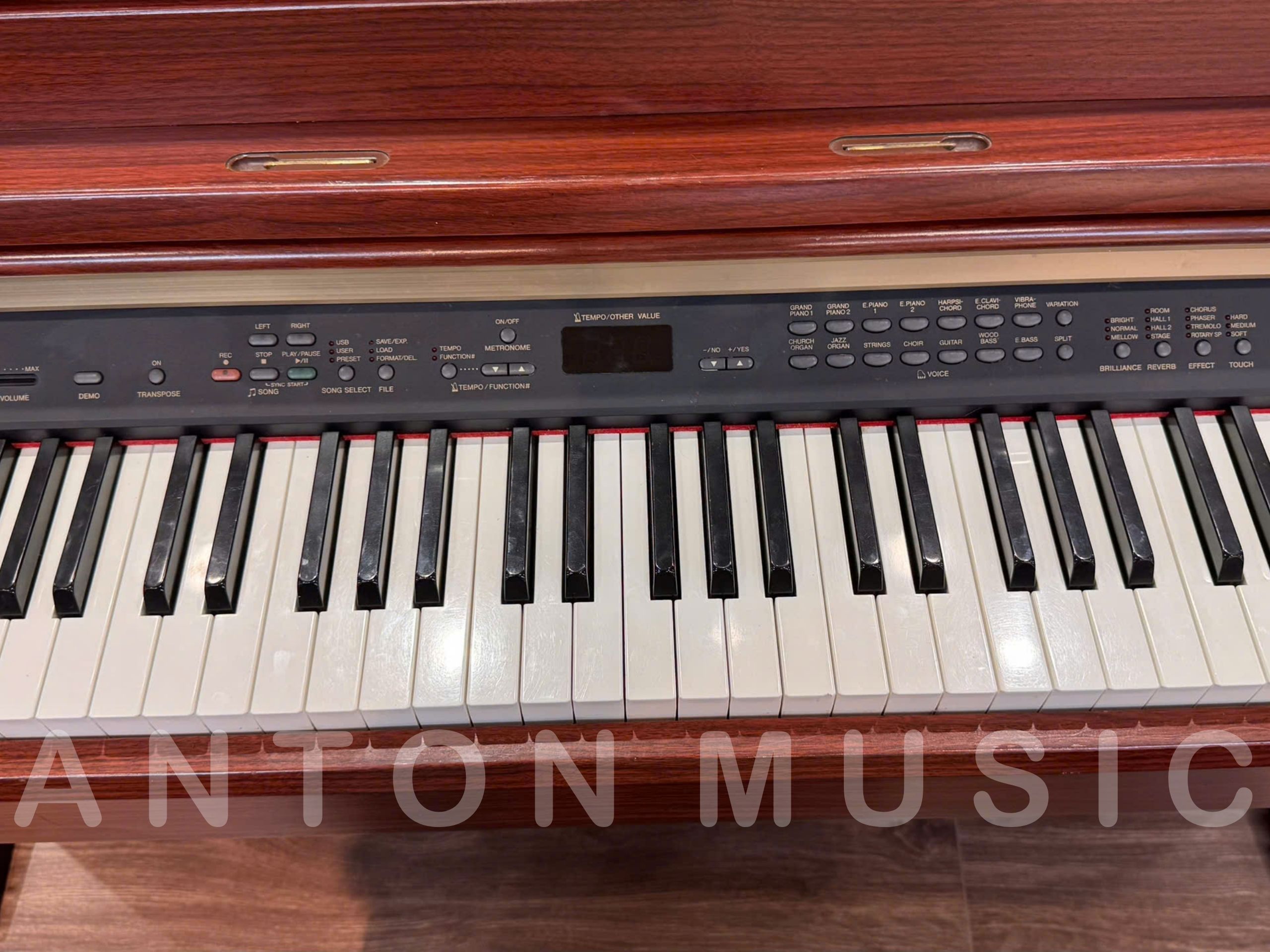 CLP240M (3)